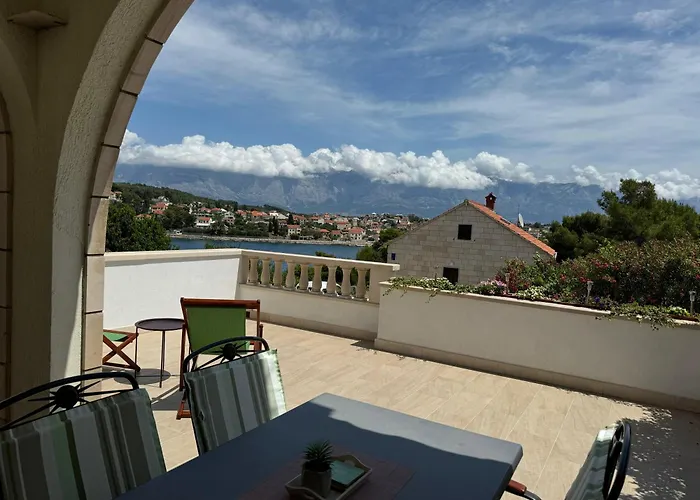 Terrazza Lägenhet Sumartin